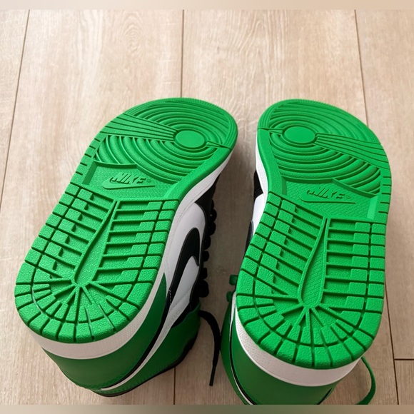 Nike Air High-Top Sneakers in Black, White, and Green - Picture 2 of 6